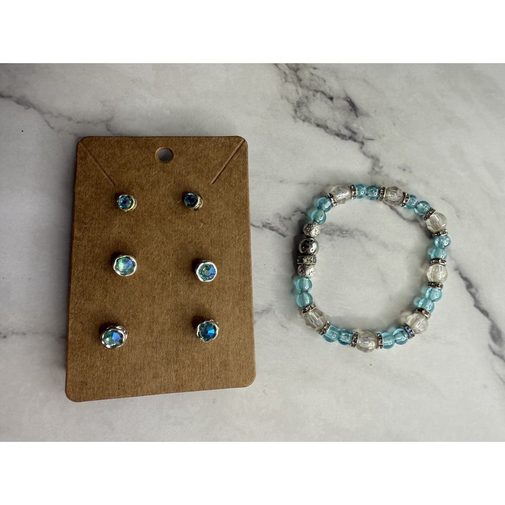 handmade‎ beaded earrings studs and bracelet set blue and silver